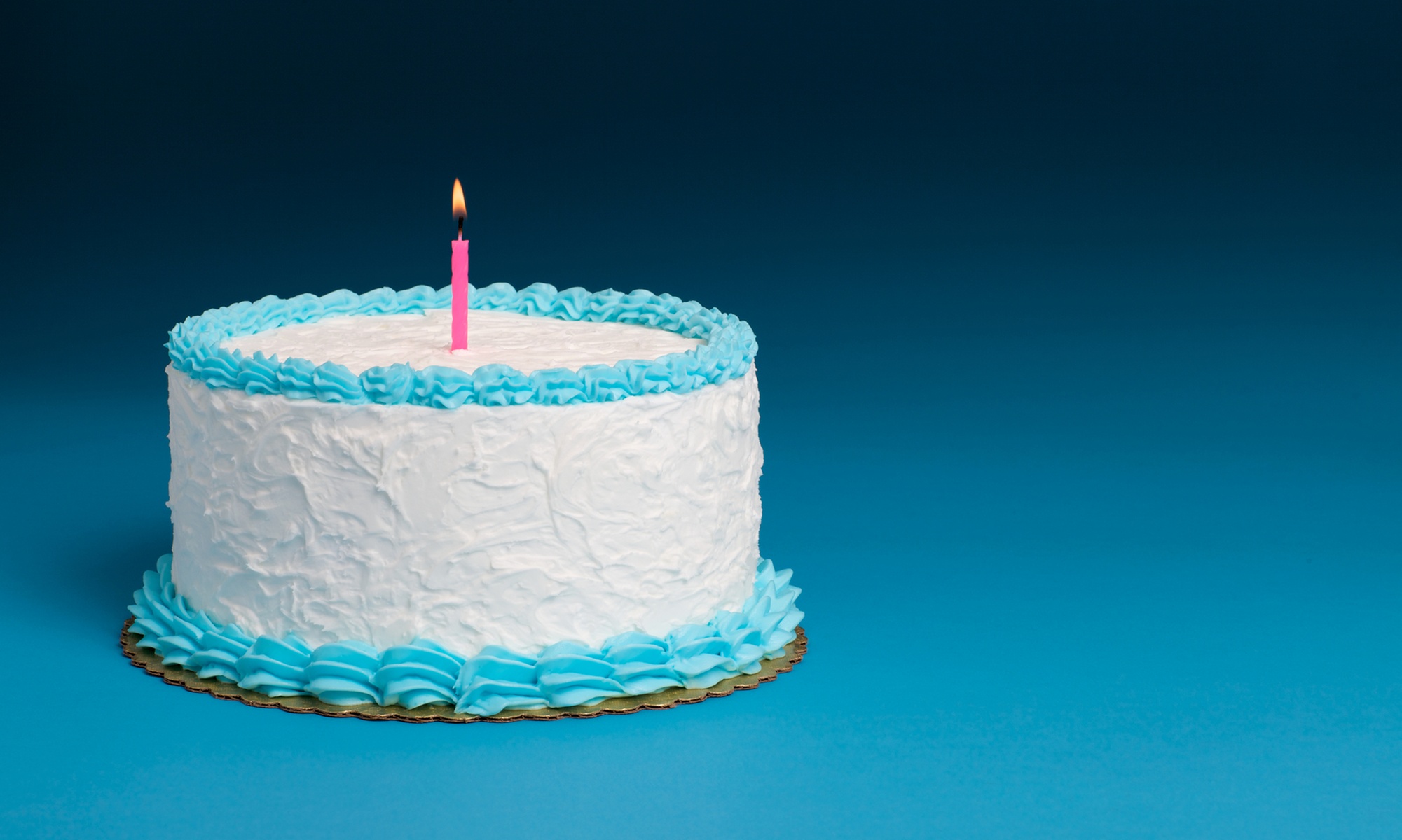 Gluten-Free Alfajores Box Or 6-Inch Vanilla Or Chocolate Birthday Cake