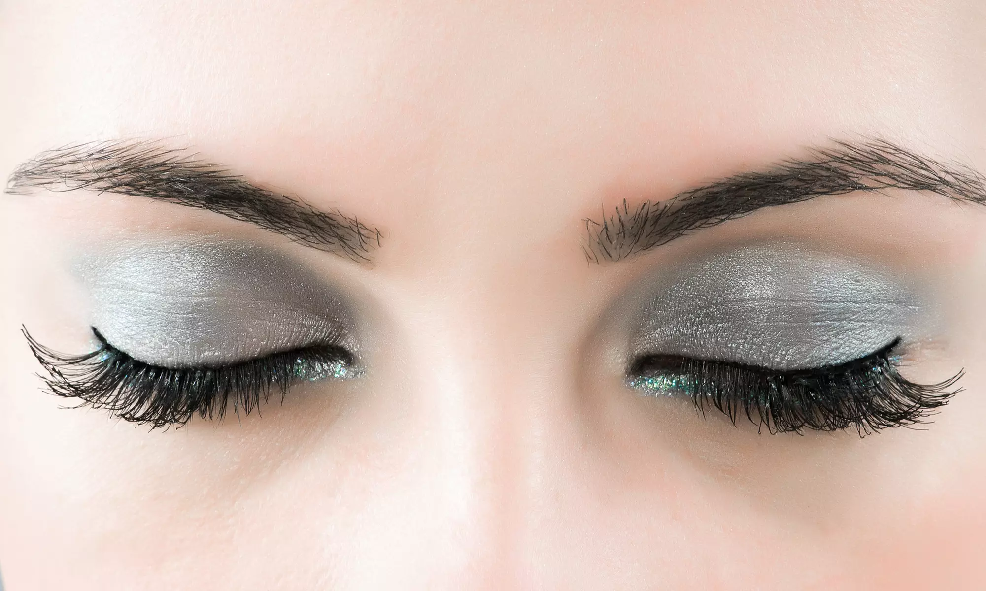 Muse Scalp Care Offers Full Set of Classic or YY Mink Eyelash Extensions for a Fuller Longer Look(Up to 56% Off)