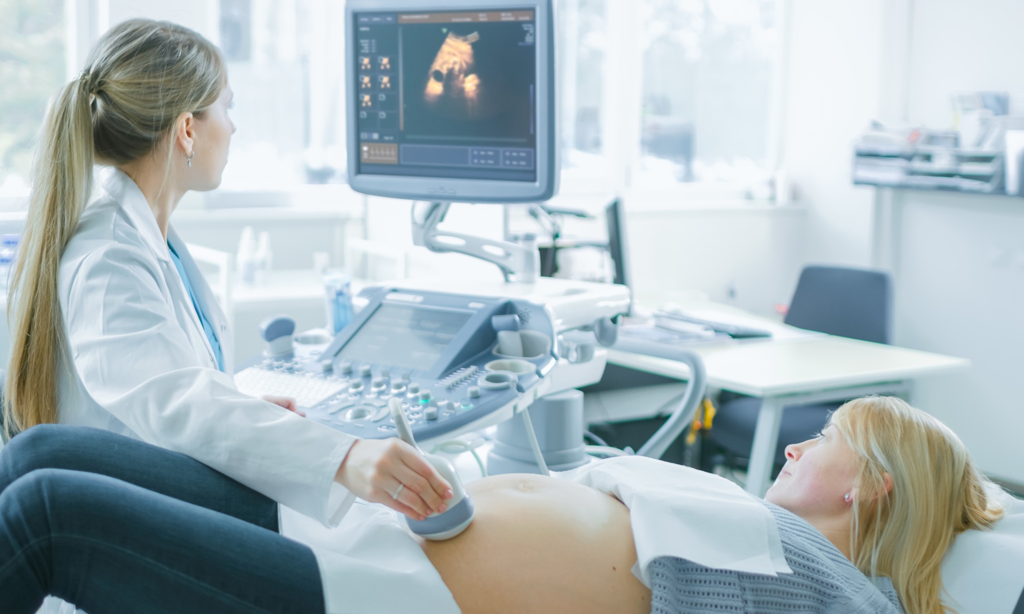 Experience Advanced Imaging with 3D/4D or 8K Ultrasound Packages