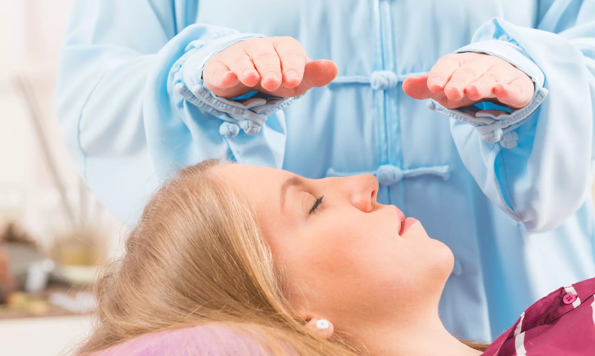 Discover Inner Peace with a Reiki and a Tarot Session at Tre Lux Wellness Lounge (Up to 30%Off) - Primary Image