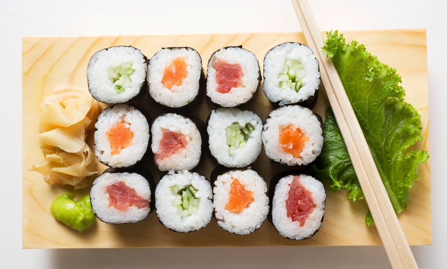 Image 1: Party Platter At Totem Sushi