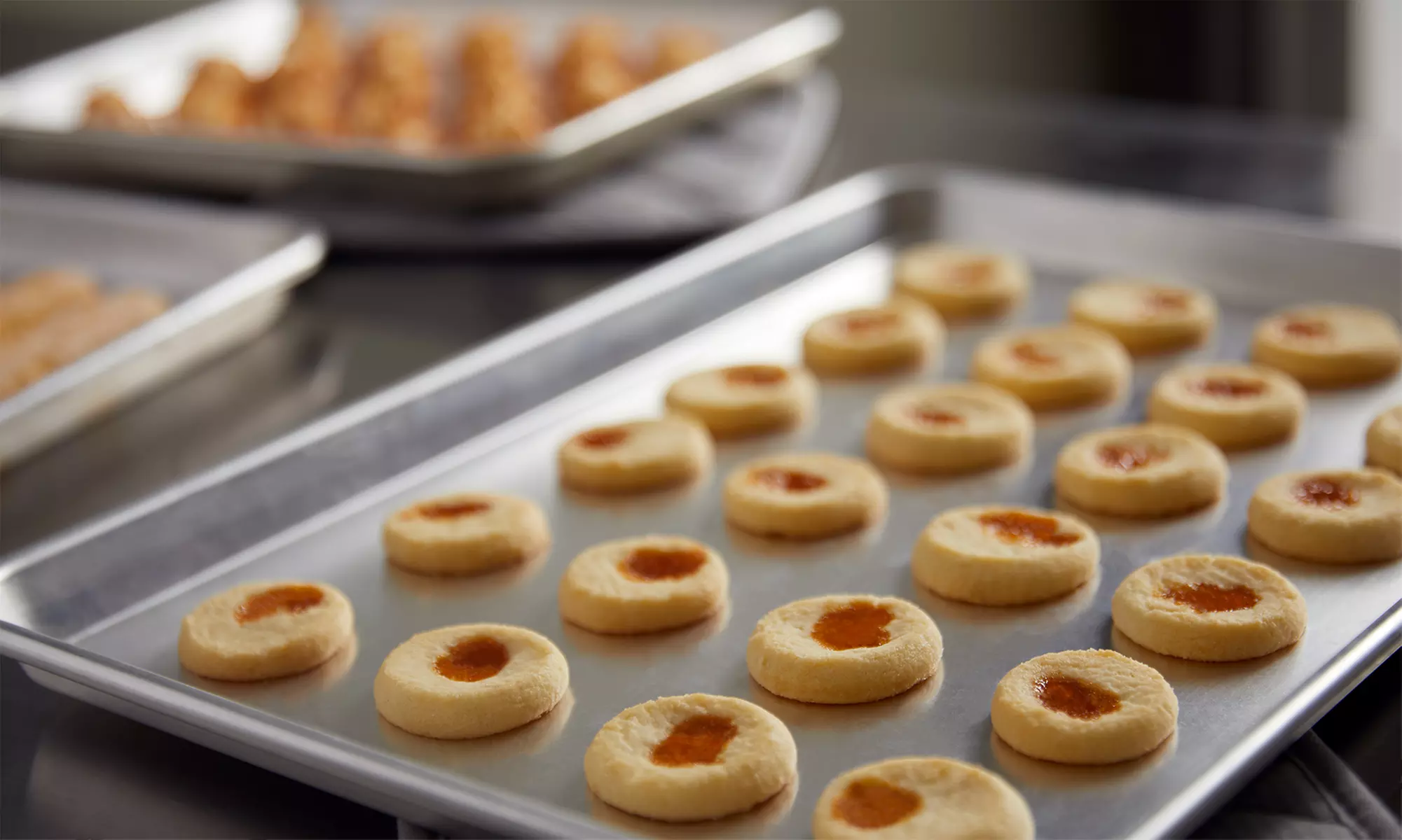 Explore Becca's Bakery's selection of cakes, pies, and more with up to 24% off - Primary Image