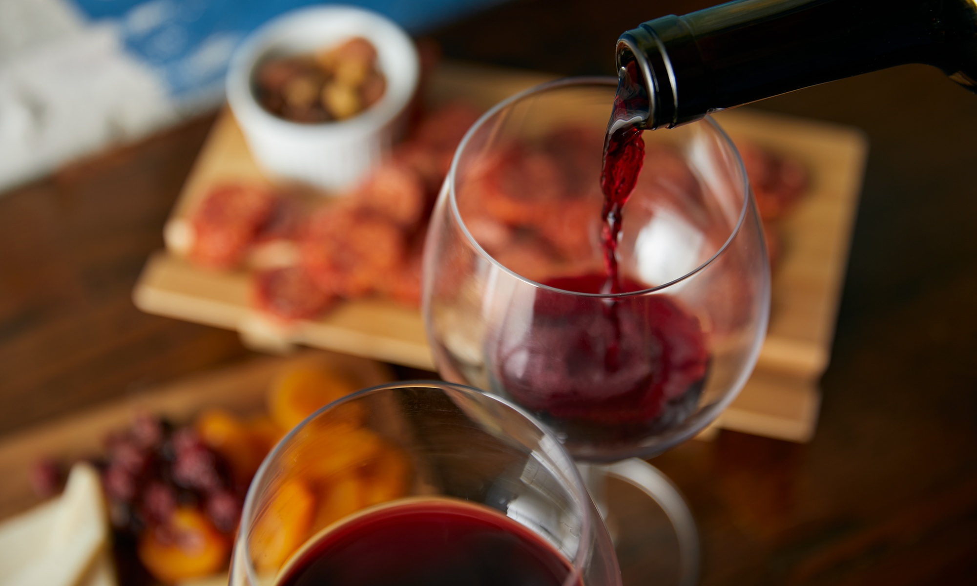 Wine Tasting & Tour for 2, 4 or 6 or 3-Month Membership