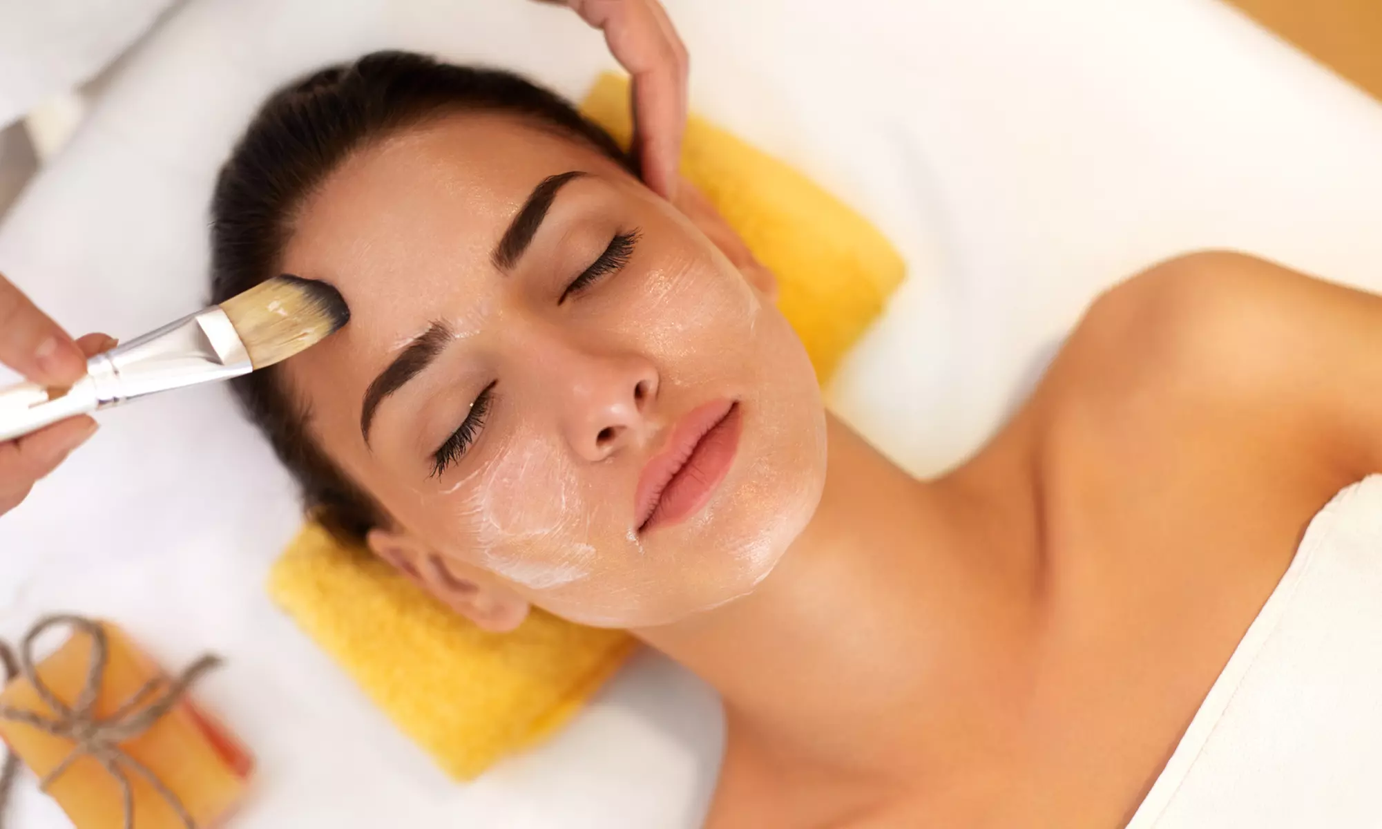 30 Min. Glow & Clear Express Gesichtsbehandlung für 1 Person bei Body Beauty Bonn (bis zu 50% sparen) - Primary Image