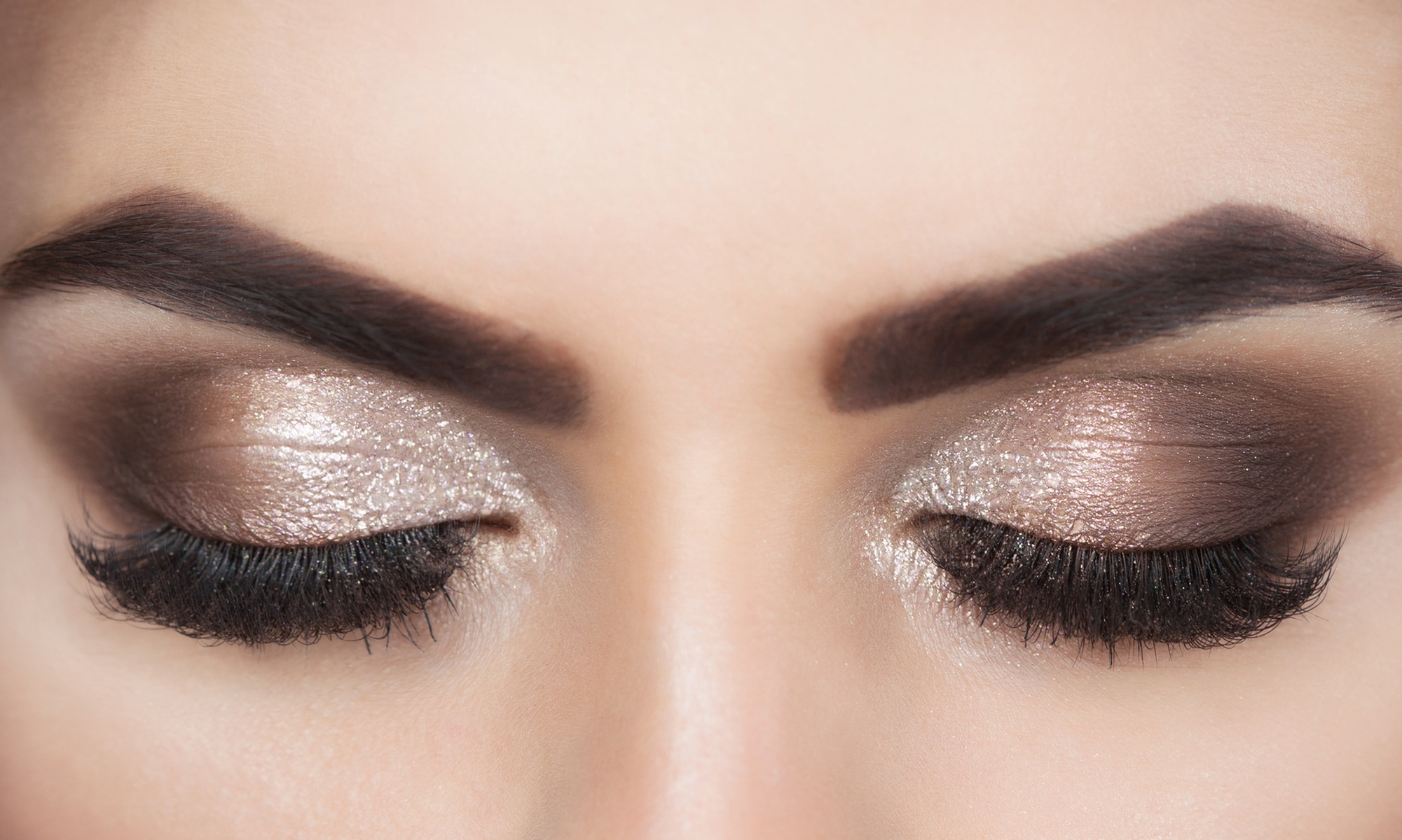 Transform Your Look with Eyebrow Lamination and Lash Lift
