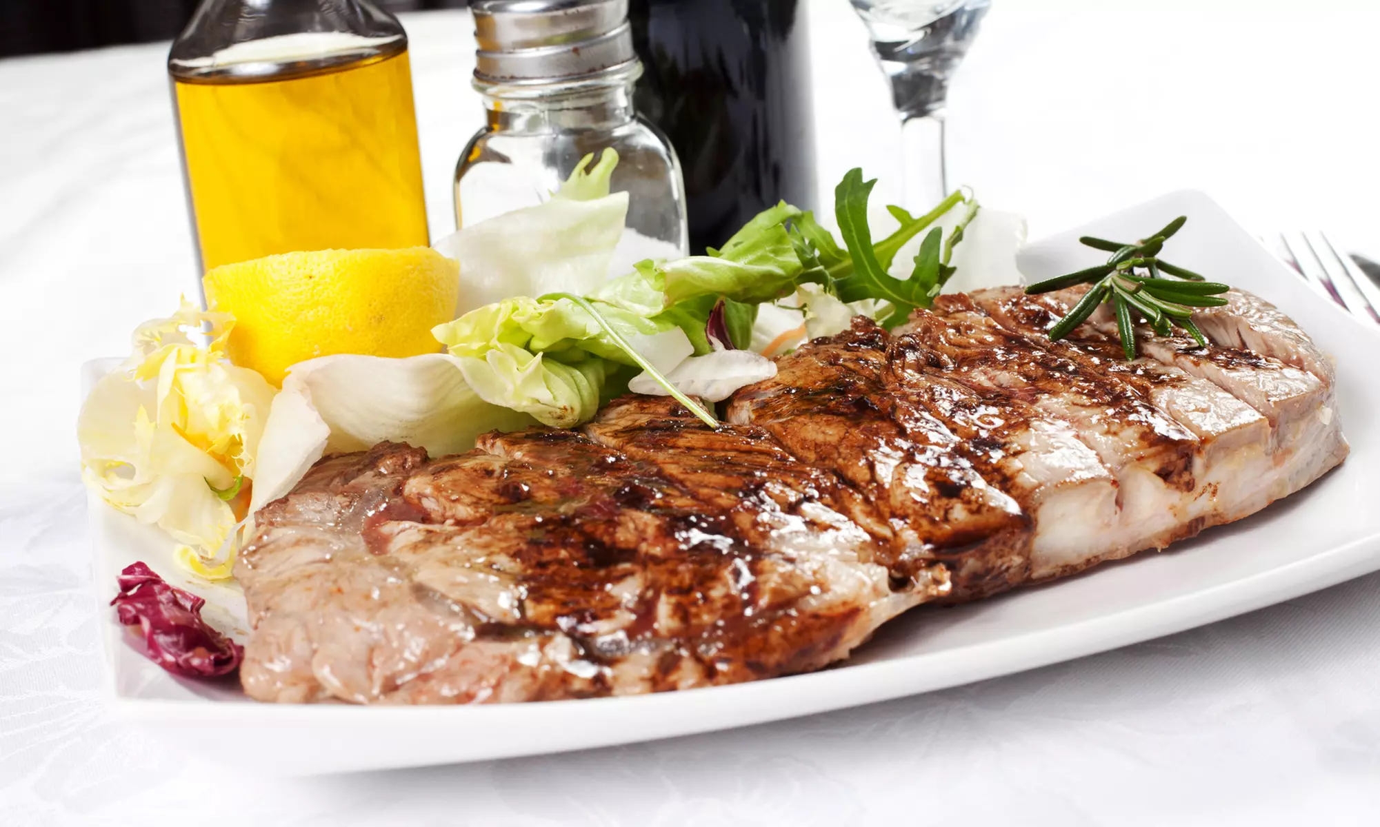 Menu "Des Indécis" avec entrée, plat et dessert pour 2 personnes au Caen Grill (jusqu'à 33% de réduction) - Primary Image