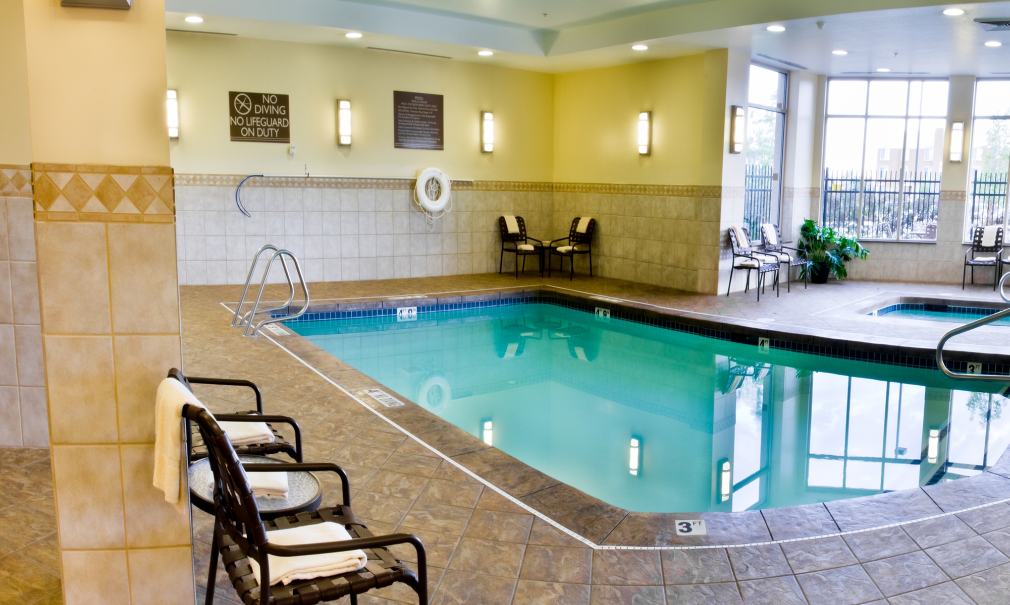 Enjoy One Month of Pool Cleaning Service or $250 Repair Credit