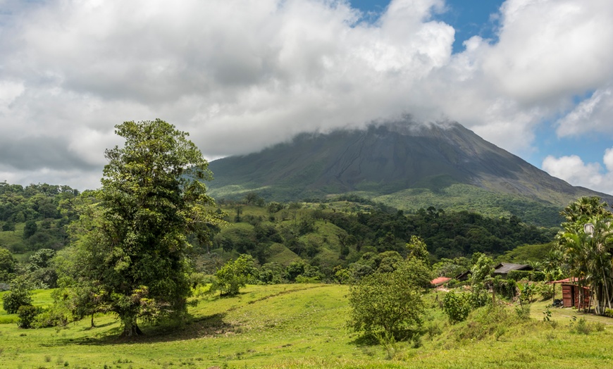 Image 8: 3- and 4-Star Mystery Costa Rica Hotel Stay with Tours