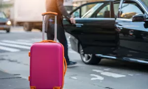 Enjoy Seamless Southampton to Heathrow Transfers with Comfort and Style at Directway Cars