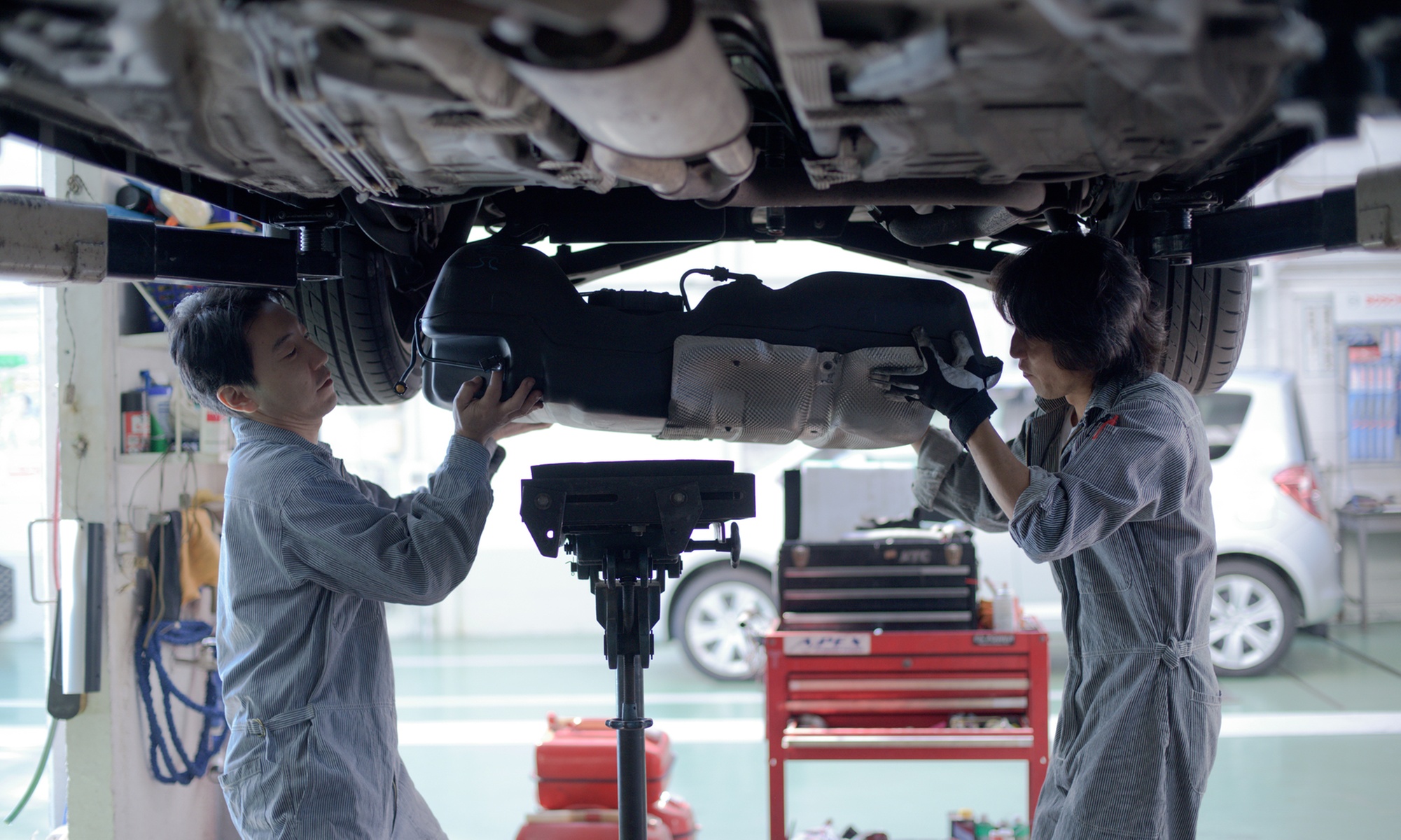 Choice of One or Two Car Minor Car Service at Auto Clinic And Parts