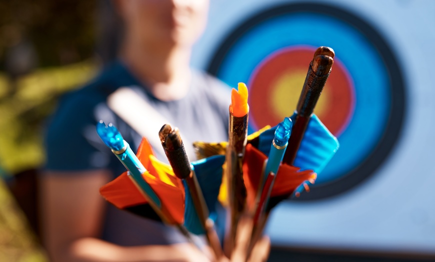 Image 1: 1.5-Hour Beginners' Archery Lesson for Six, Eight, or Ten People