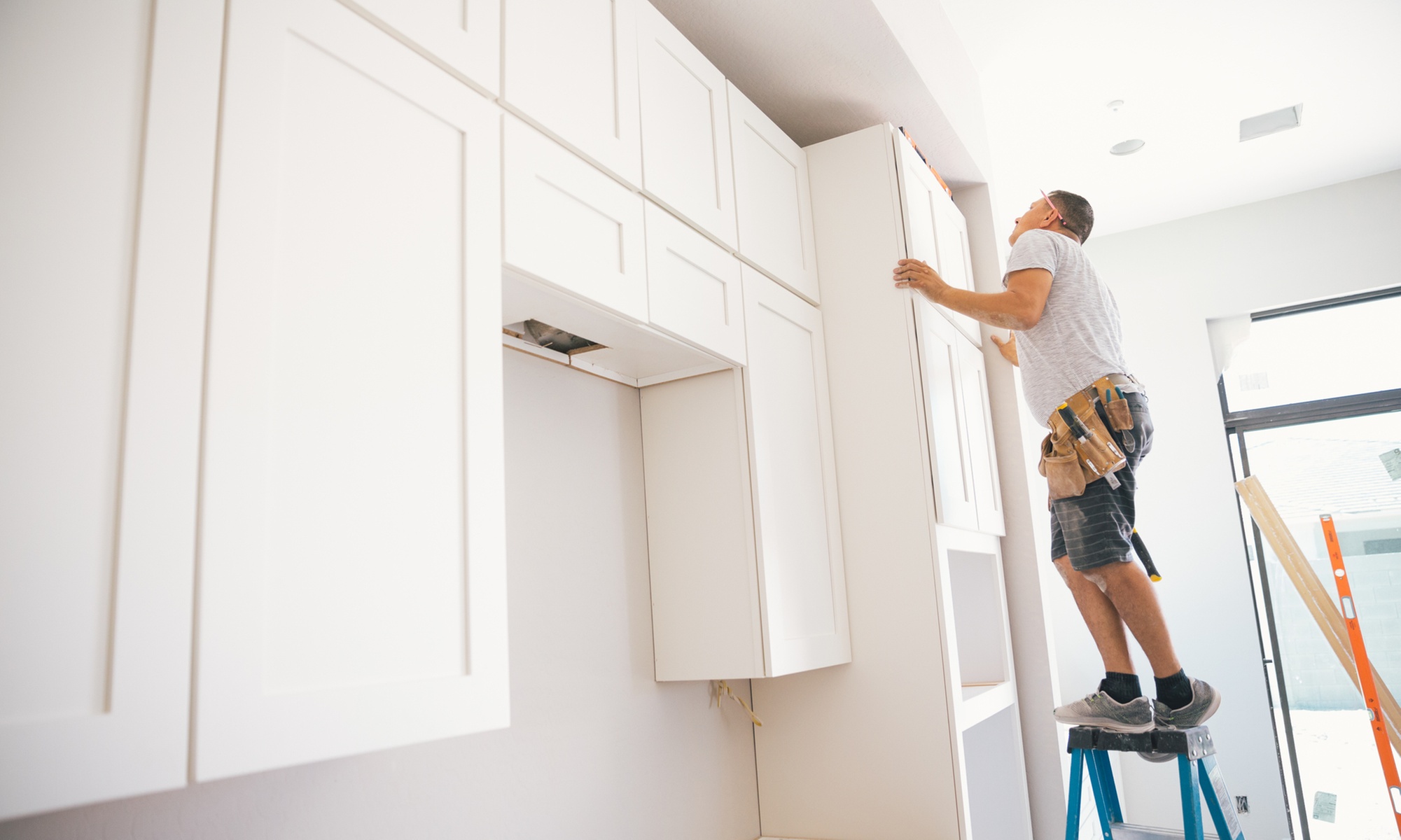 Last Chance! Secure 3 Hours (2 People) of Handyman Labor for $320