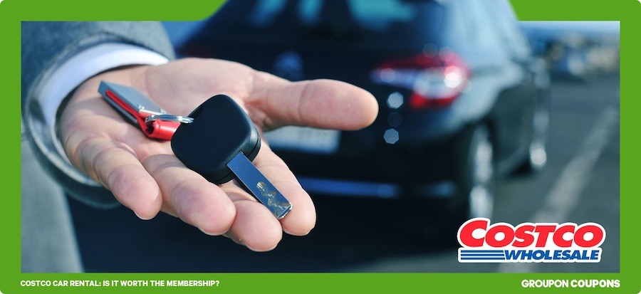 Man holding a car key