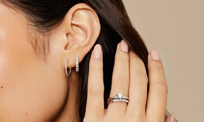 Save 25% Sitewide in the Christmas Sale at Diamonds Factory