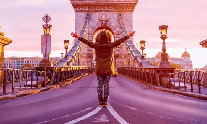 Easter Sale! €100 Off Holidays Over €1,750 at Lastminute.com