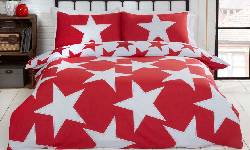 Image 3: All Stars Reversible Duvet Set
