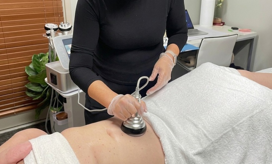 Image 3: Ultrasonic Cavitation Body Contouring with 1 3 6 or 9 Sessions 