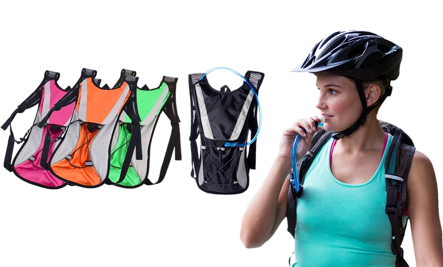 Image 1: Multi-Functional 2L Hydration Backpack