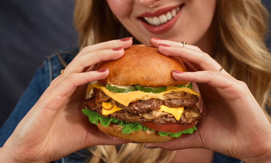 Image 3: 3 menús a elegir para 2 personas en Hard Rock Cafe Valencia