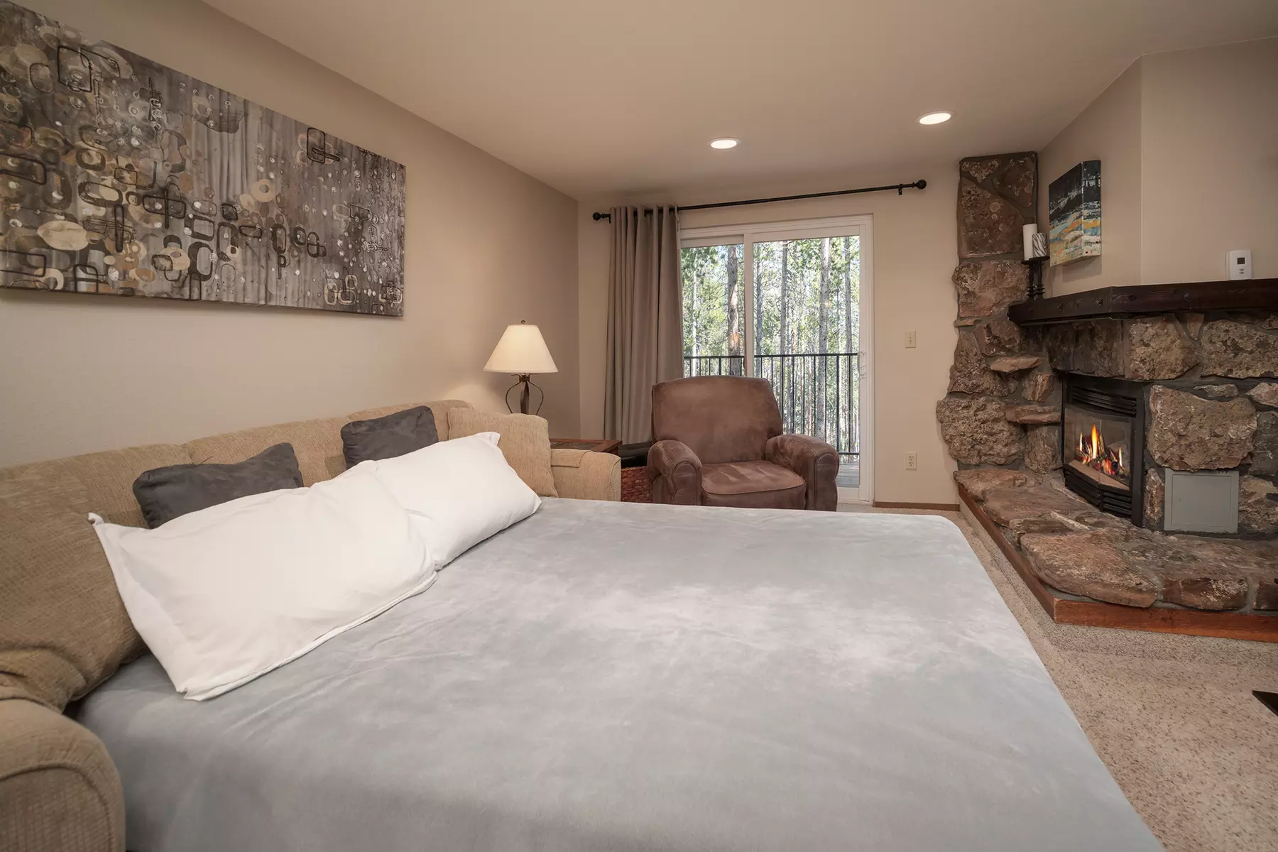 Mountain-View Condos in Colorado with Indoor Pool & Shuttle Access