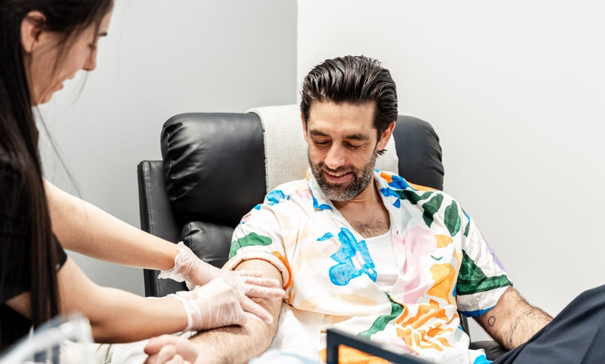 Image 7: Slim Down, Stamina, VIP Sauna Package, 1 Vitamin Shot and More