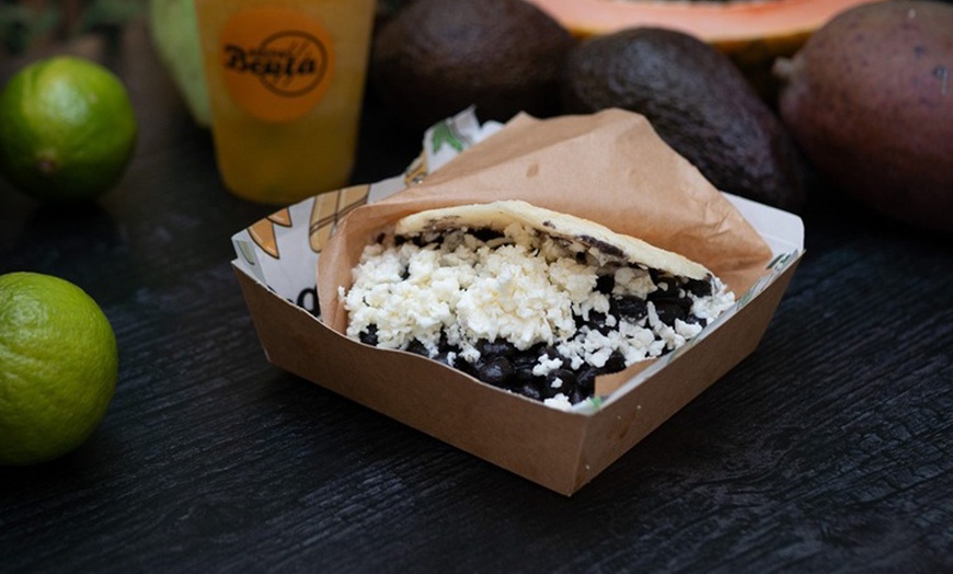 Image 8: Viaja al corazón de Venezuela con un menú completo para 2 o 4 personas