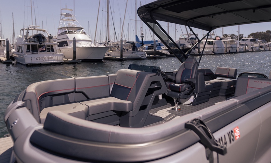 Image 5: Set Sail with Friends on Luxury, Premium or VIP Pontoon Boat Rentals