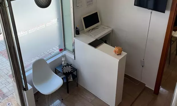 Manicura y/o pedicura normal o semipermanente