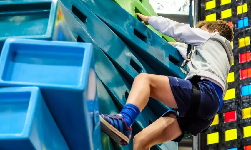 Enjoy a Fun-Filled 1 Hour and 15 Mins Climbing Experience