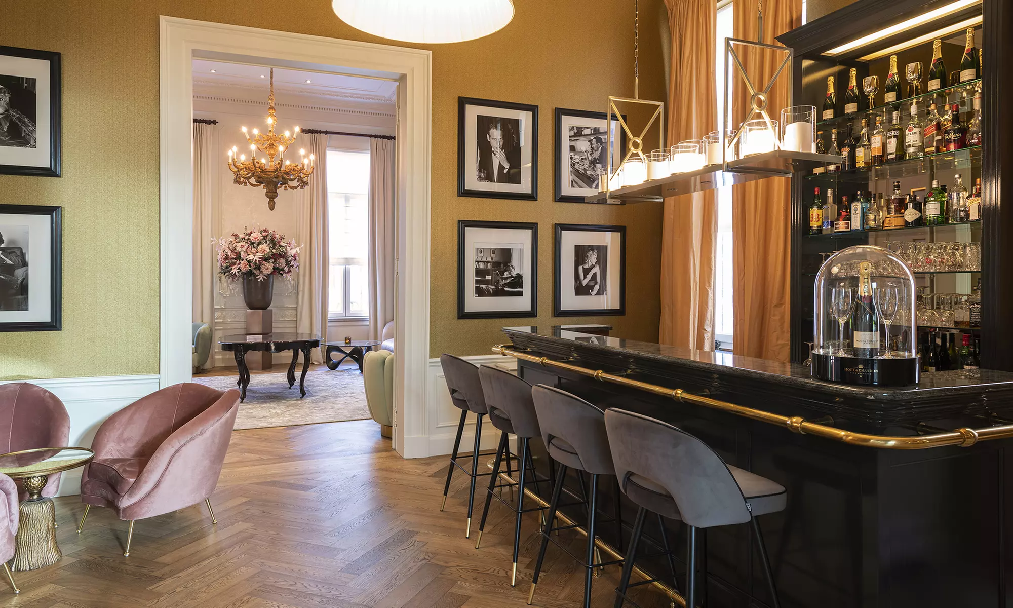 Belgia, Brugia: pokój 2-os. premium ze śniadaniem i strefą wellness