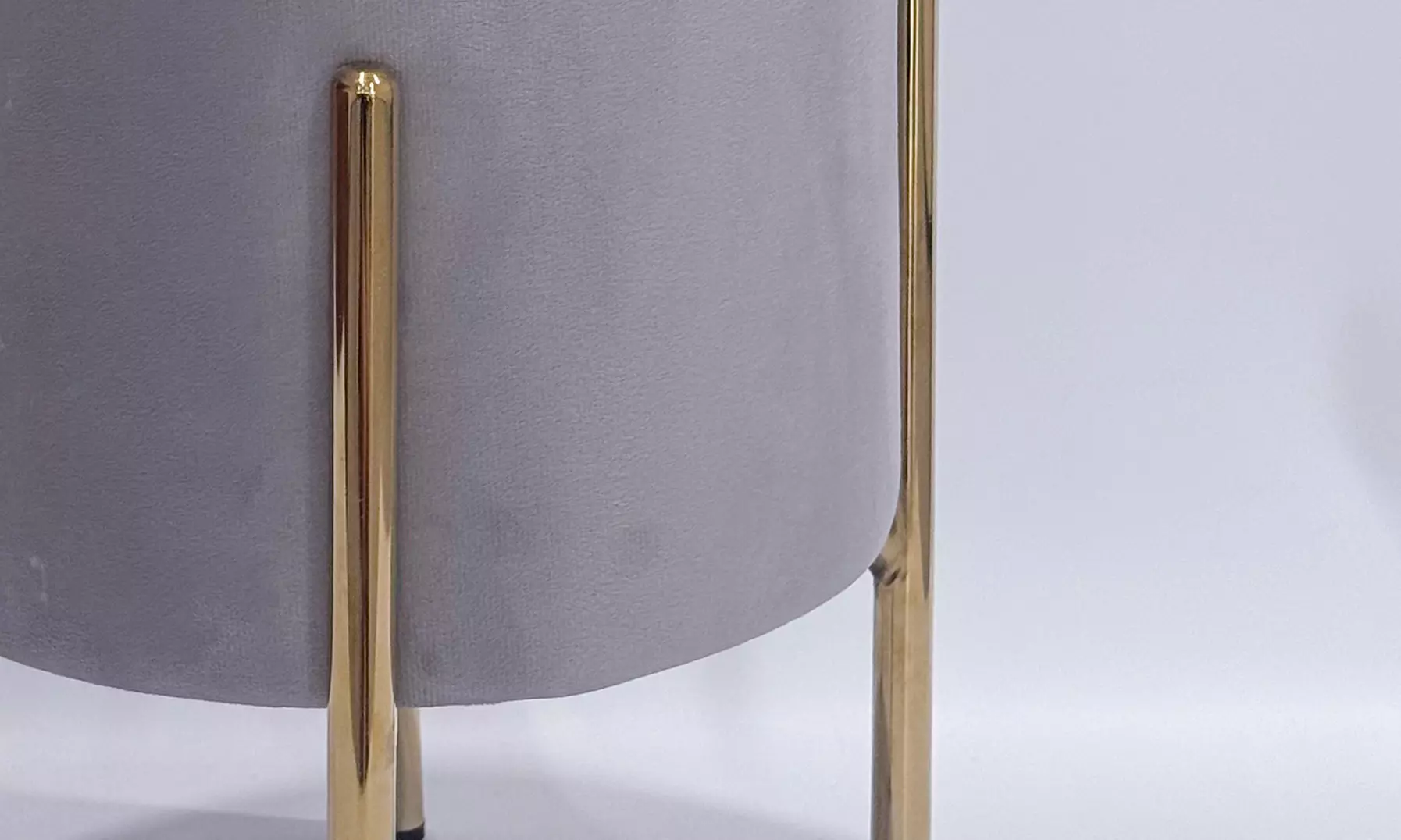 Samt-Pouf „Arturo“