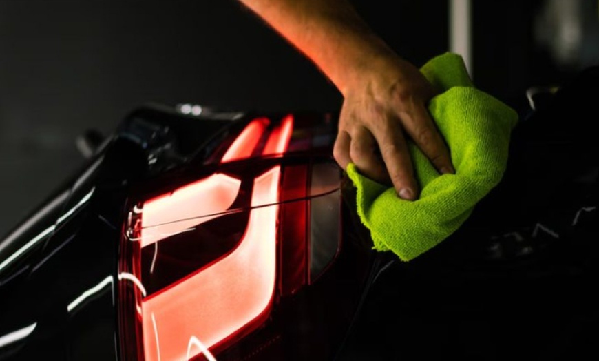 Image 4: Innenreinigung & Außenreinigung od. Politur mit Versiegelung & Schutz