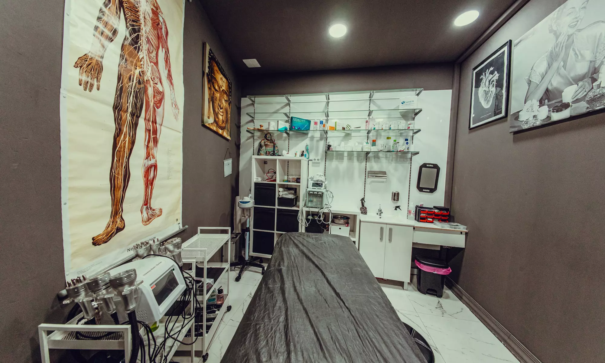 Hasta 74% de dto. en Tratamiento facial - Tratamiento facial hidratante en Mimarte Estudio