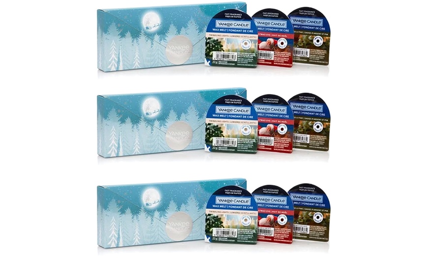 Image 3: Yankee Candle 3-Pack Holiday Bright Lights Wax Melts Gift Set