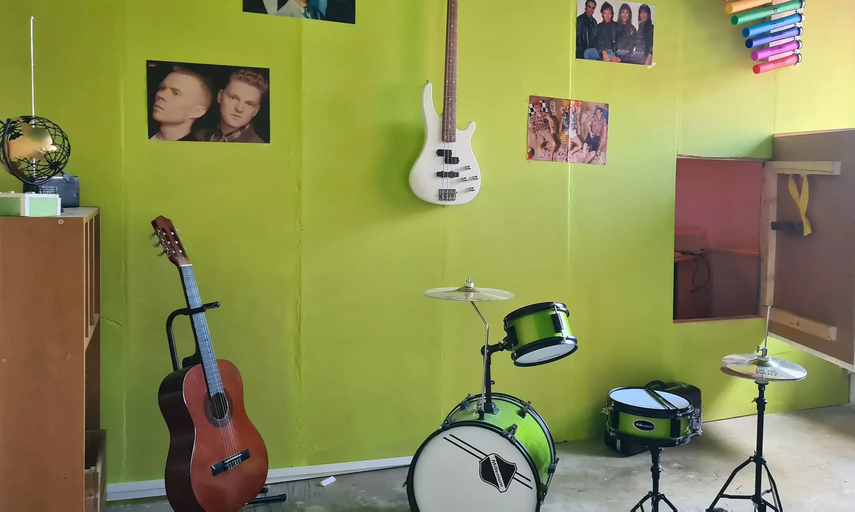 Zurück in die 80er: 60 Min. Escape-Room „80er Jahre WG“ für 5 Spieler