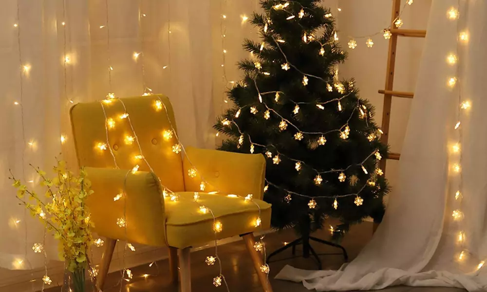 Stringa di luci LED a forma di fiocco di neve