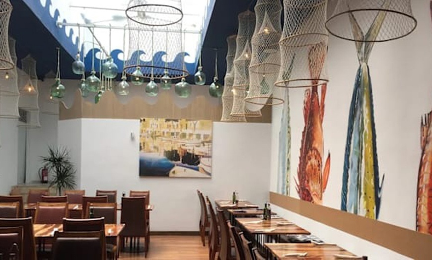 Image 5: Sabores mediterráneos: menú clásico o prémium para 2 o 4 personas