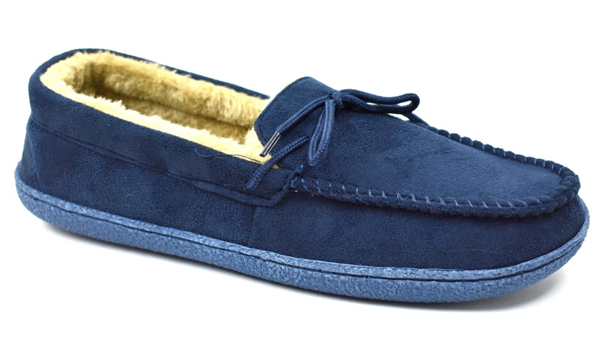 Image 10: Men's Fleece-Lined Slippers