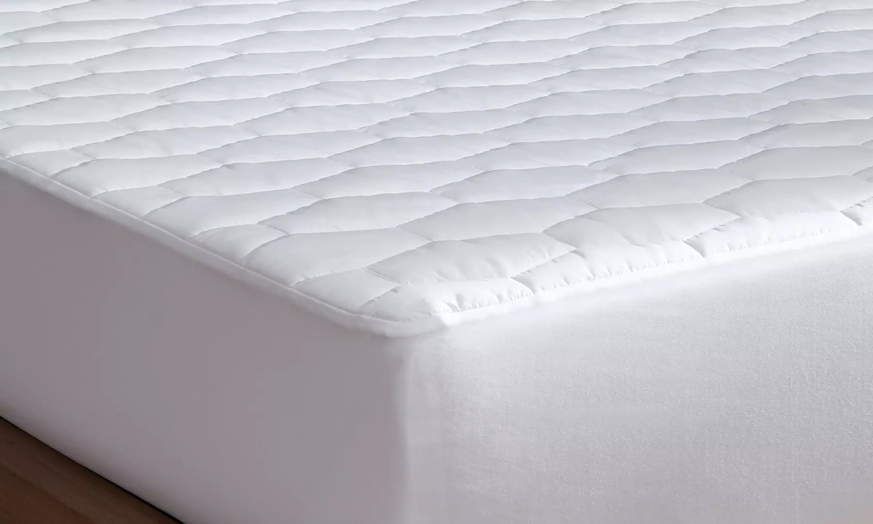 Hotel Laundry Non-Allergenic Waterproof Mattress Pad - Second Medium