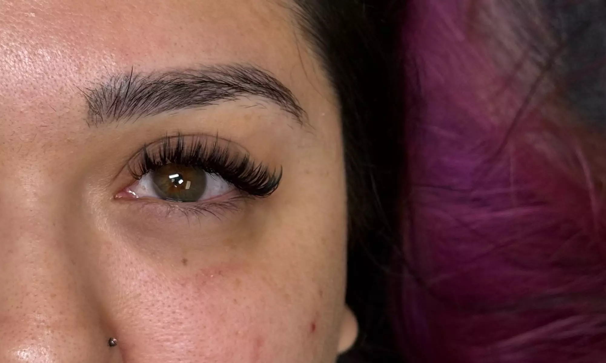 Enhance Your Beauty with a Custom Full Set of Eyelash Extensions