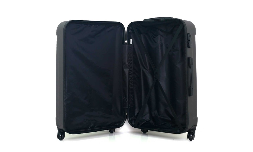 Image 7: Three Suitcases Set