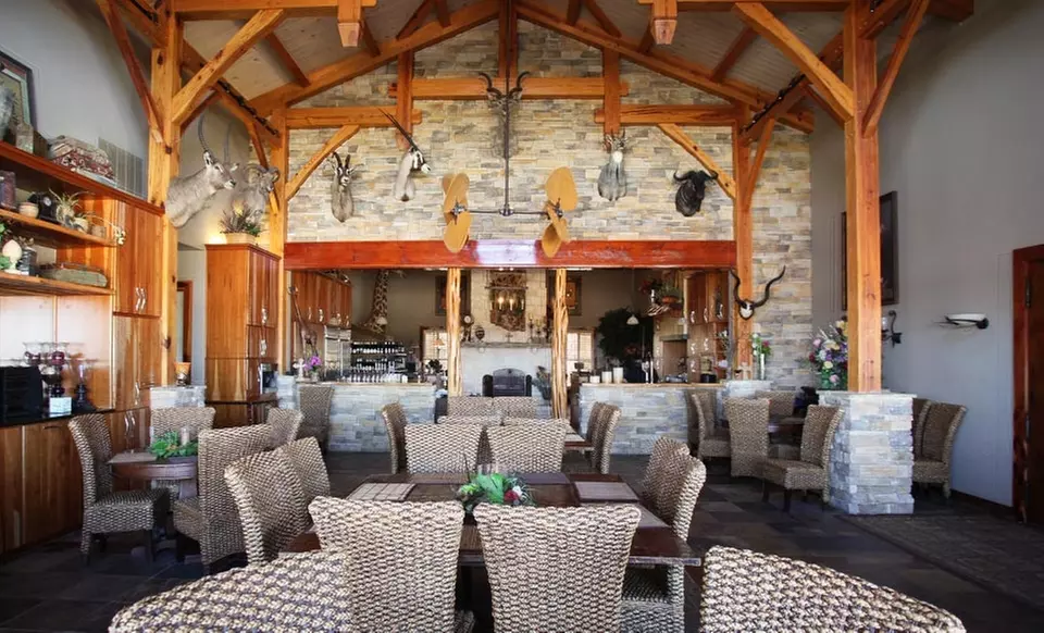 One-Night Stay at the Serengeti Resort in Greater San Antonio - Primary Image
