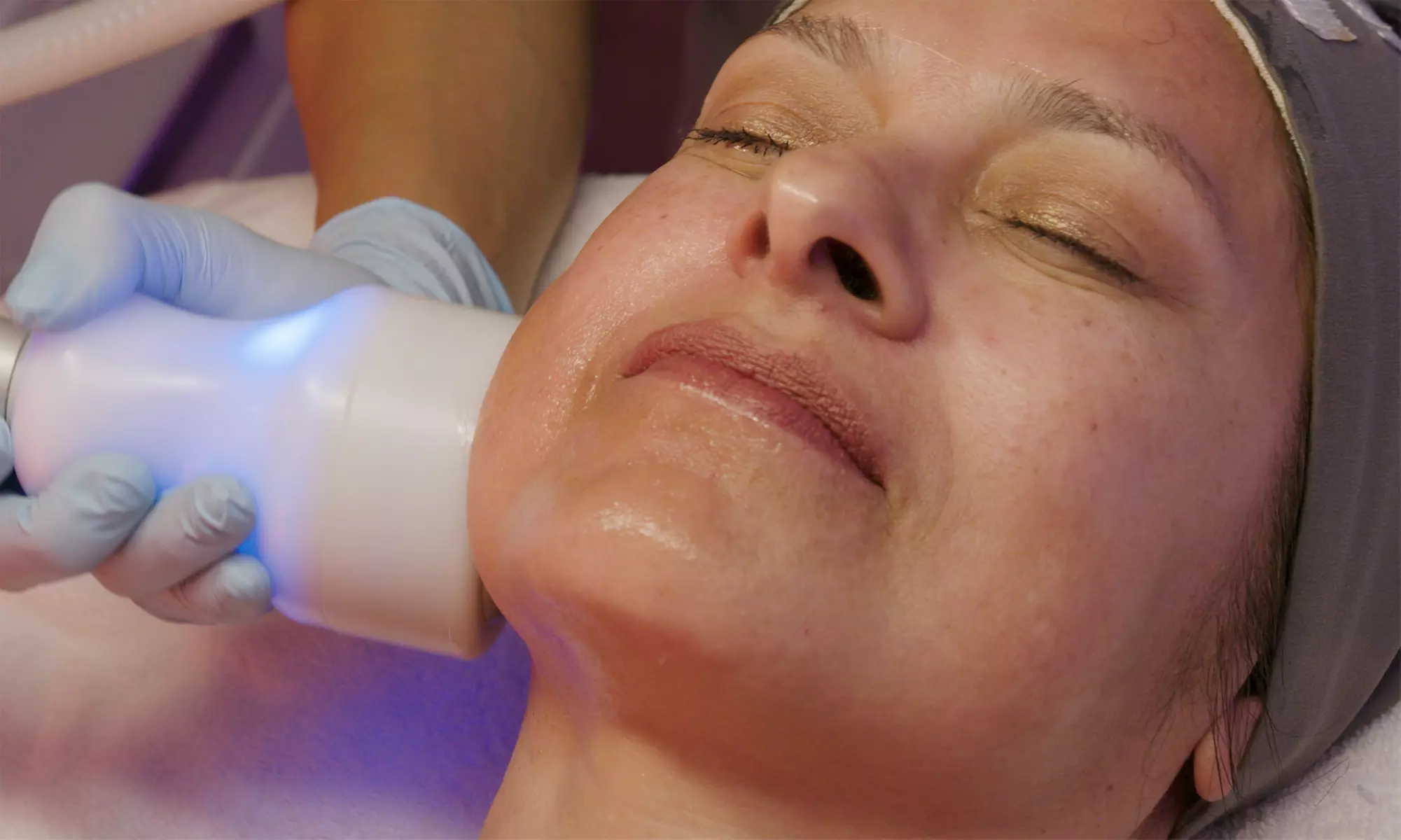 Get a 60-Min Cryo FaceLift or 90-Min LUXE Sugar Glow w/ Scalp Massage