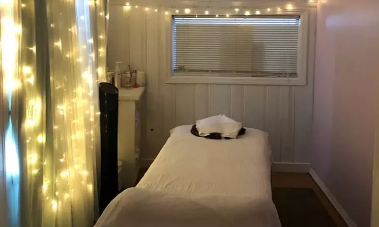 Unwind with 60 or 90-Minute Swedish Massage For Relaxation