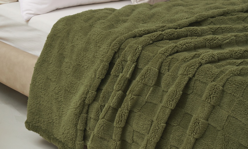 Image 12: Kuscheldecke mit oder ohne Fransen