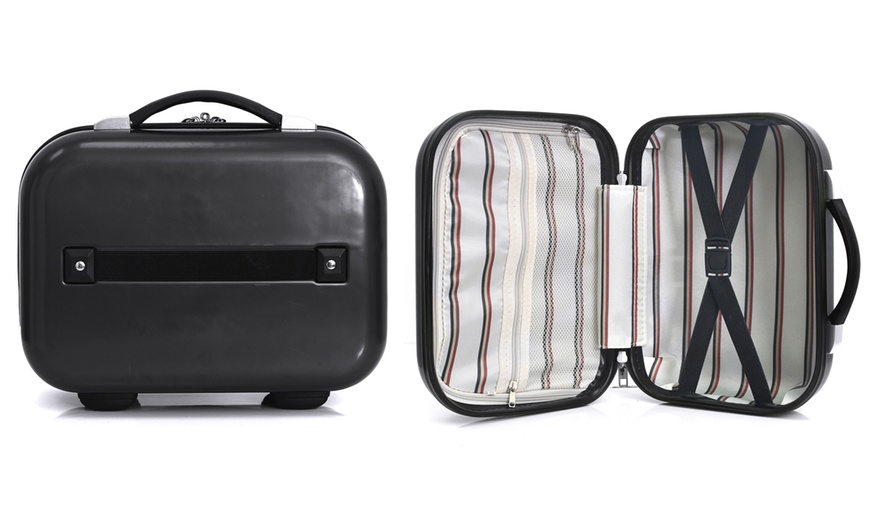 Image 6: Weekend Medium-Size Suitcase