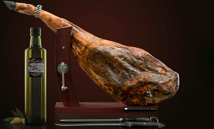 Image 1: Serrano Ham Set