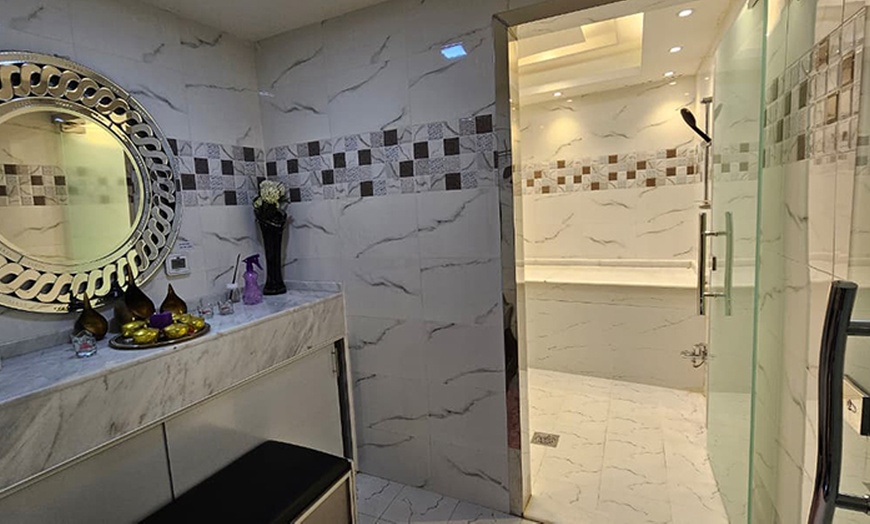 Image 3: 60 Mins Classic Moroccan Bath, Spa, Threading, Mani-Pedi, and Facial