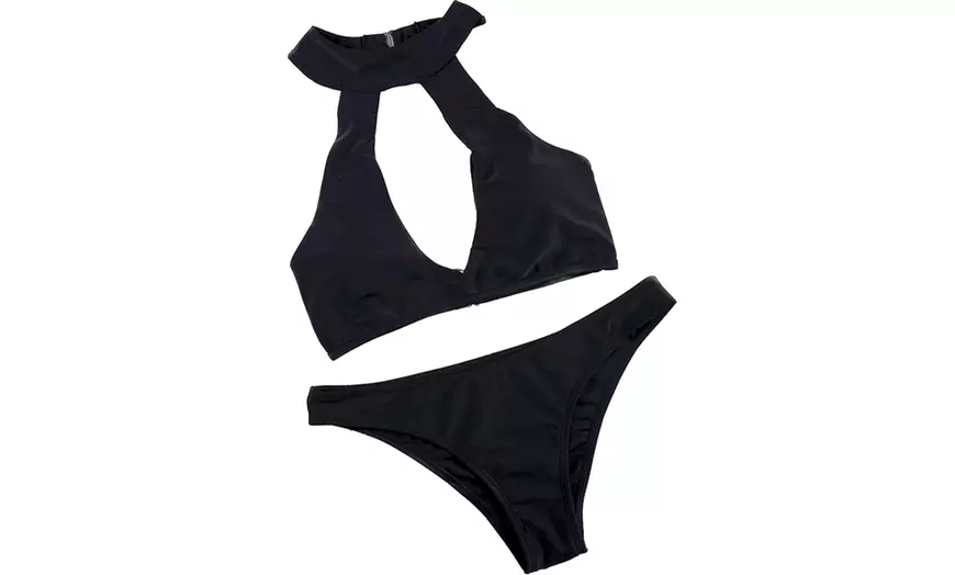 Image 3: Bikini Clara con escote pronunciado
