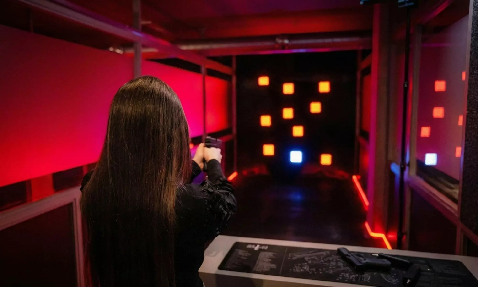 30 or 60-Minutes Immersive Virtual Combat Simulator Sessions